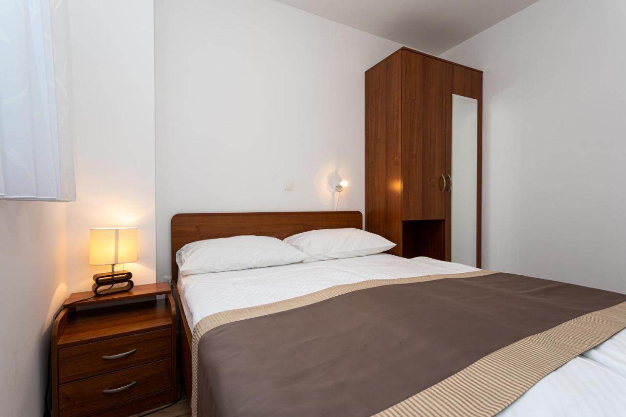 Apartments Crnekovic V บัชกา ภายนอก รูปภาพ