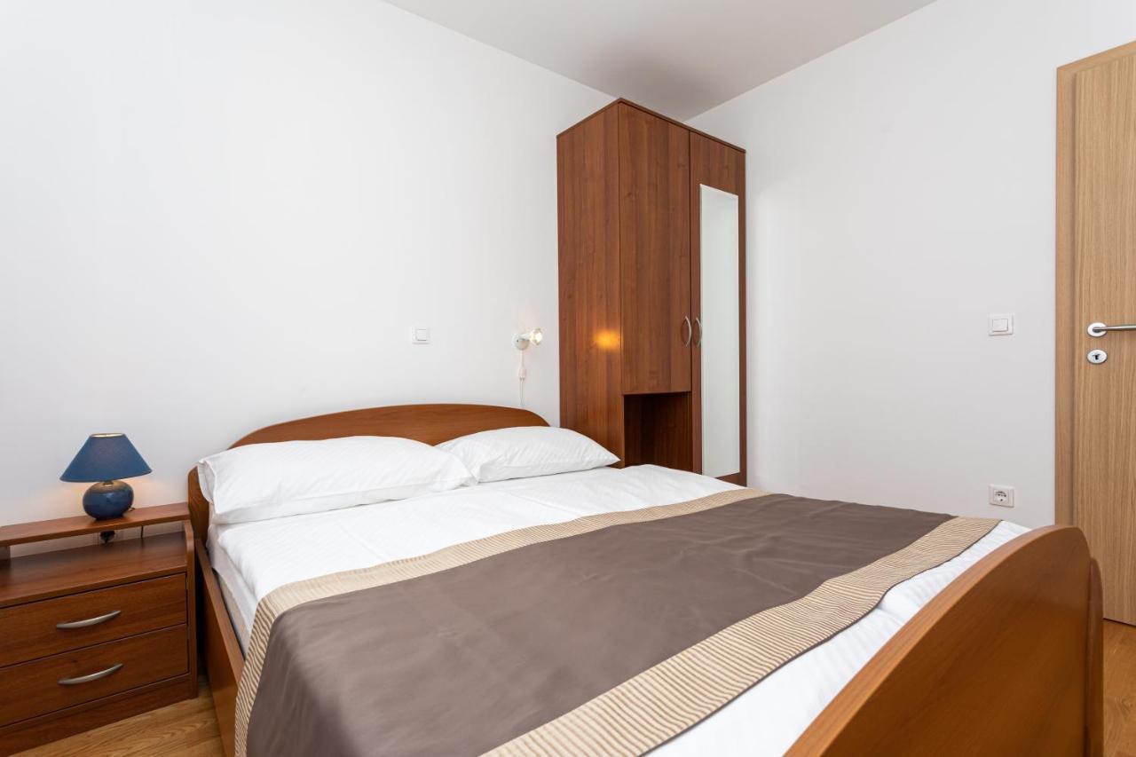 Apartments Crnekovic V บัชกา ภายนอก รูปภาพ