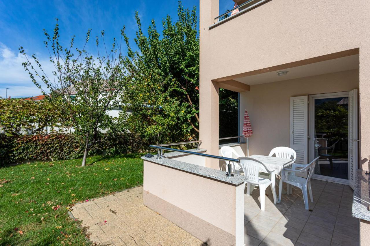 Apartments Crnekovic V บัชกา ภายนอก รูปภาพ