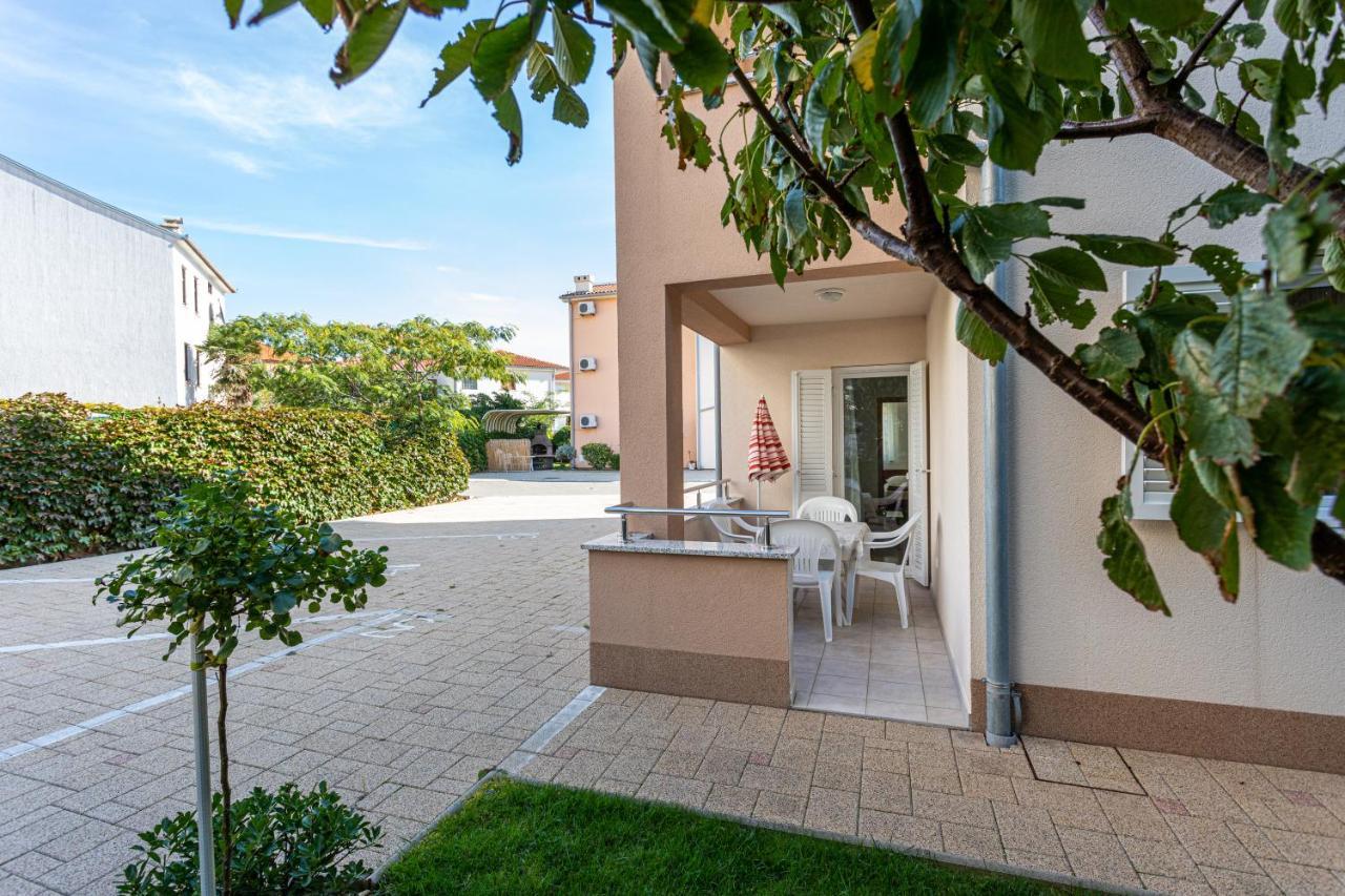 Apartments Crnekovic V บัชกา ภายนอก รูปภาพ