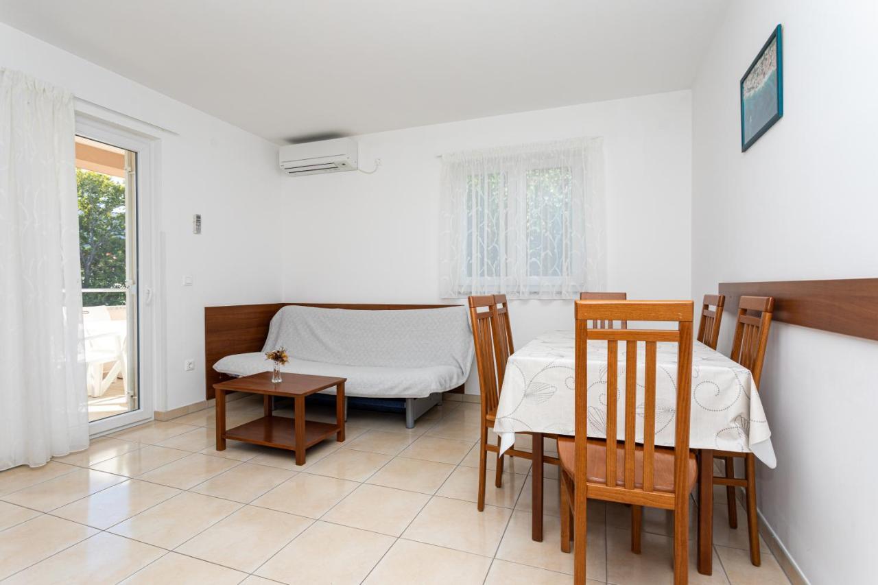 Apartments Crnekovic V บัชกา ภายนอก รูปภาพ